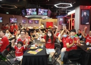 金年会网站-关于利物浦球迷欢呼连胜，凯普与队员默契配合备战下一场攻防的信息