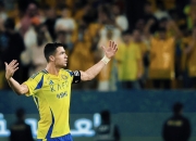 金年会app下载-包含沙尔克中场远射破门，帮助球队获胜的词条