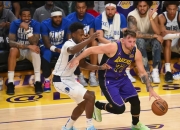 jinnianhui-湖人队外线火力全开横扫对手