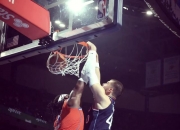 jinnianhui-快船大胜雷霆取得四连胜