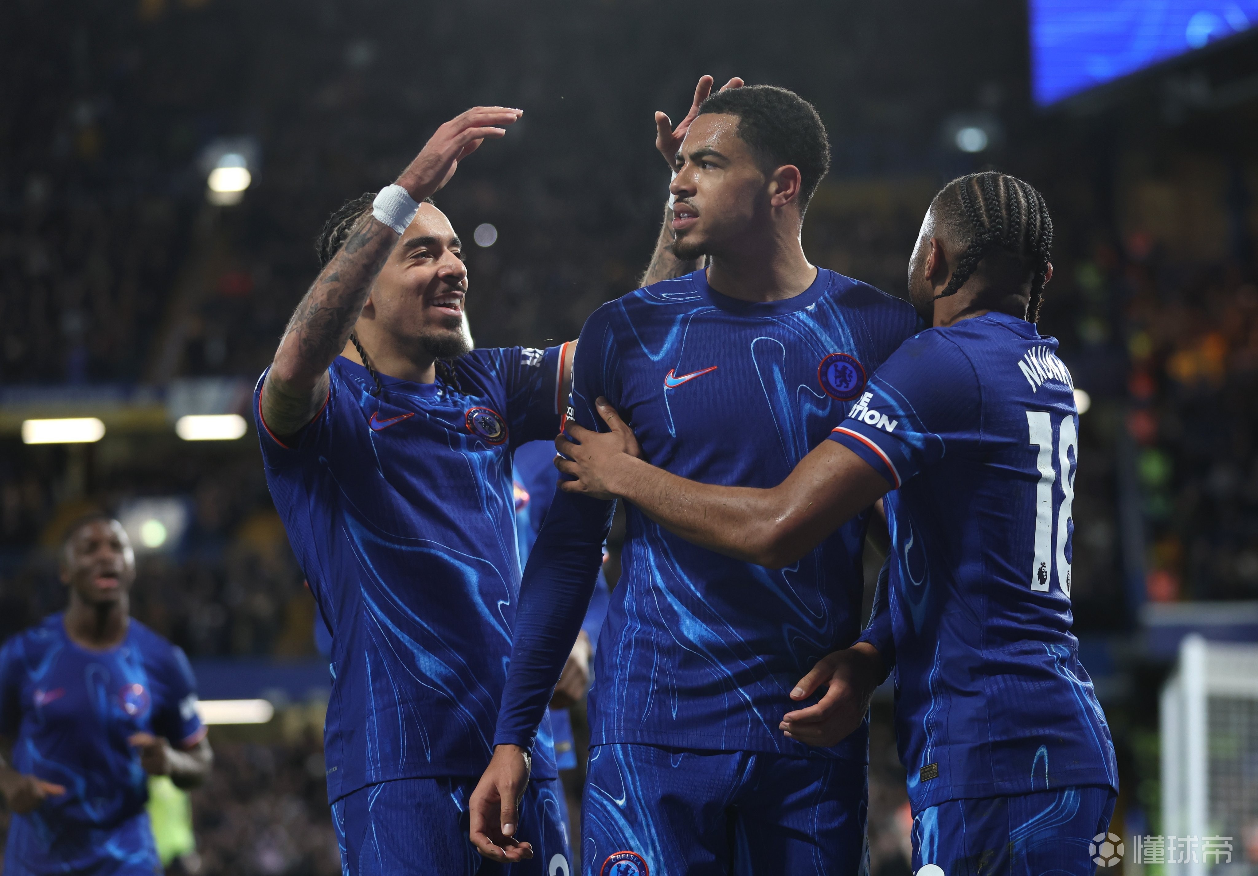 南安普顿客场逼平诺维奇,保持不败势头的简单介绍 南安普顿客场逼平诺维奇,保持不败势头的简单介绍