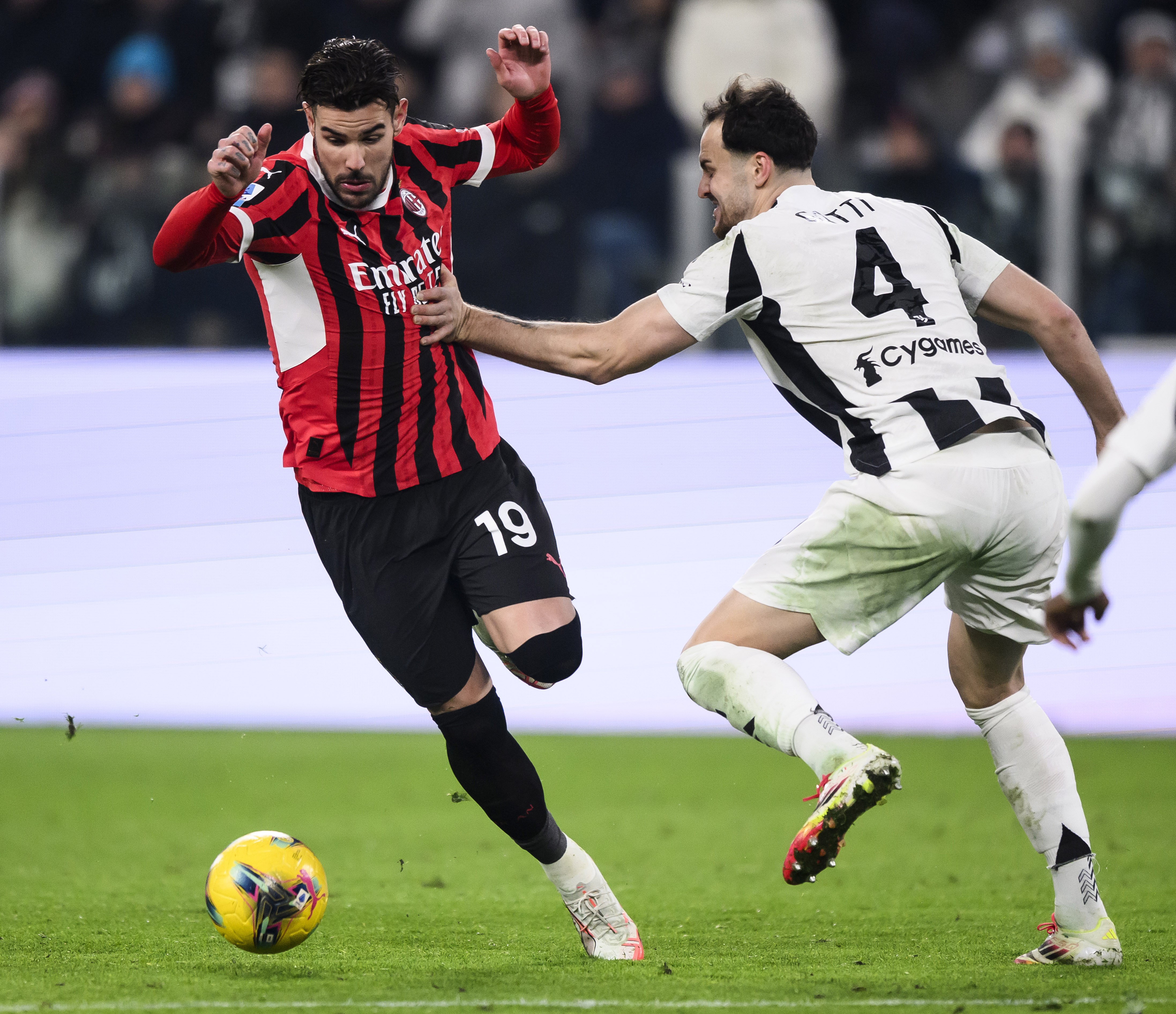 尤文图斯大胜马赛,赛季表现稳定 尤文图斯大胜马赛,赛季表现稳定