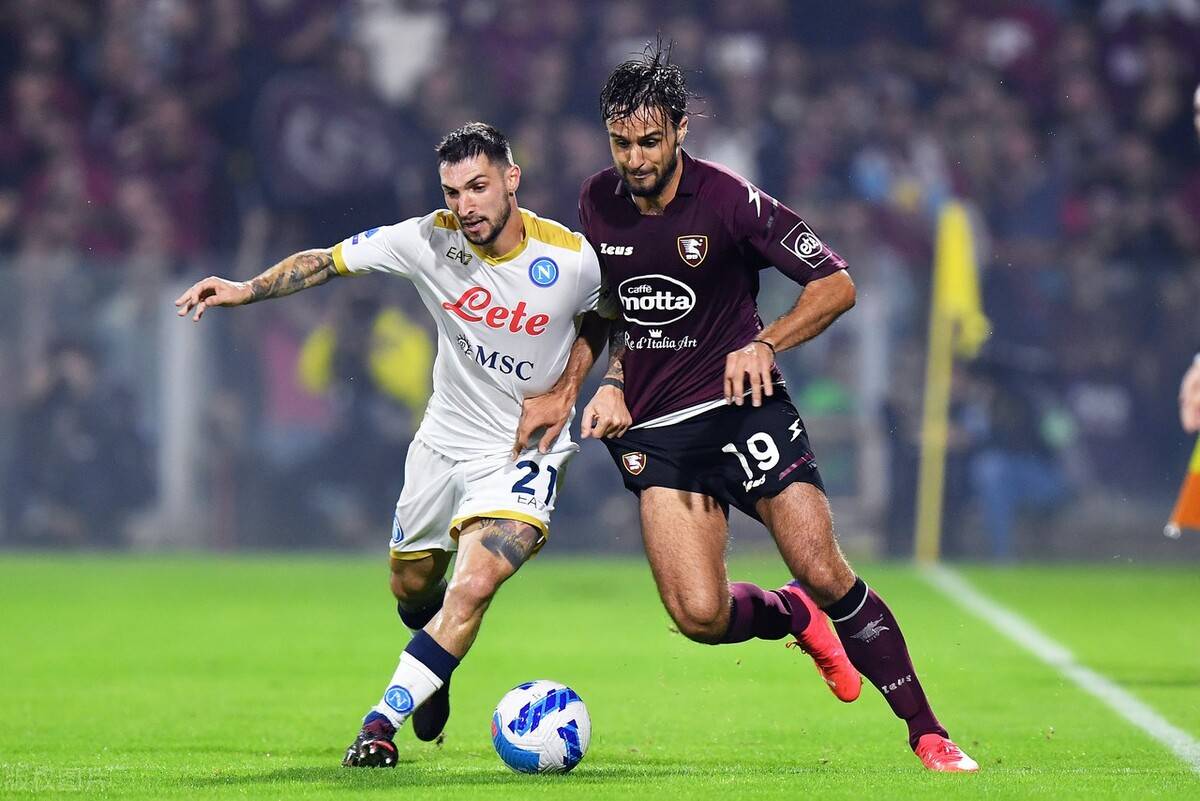 那不勒斯反客为主,决意击败切尔西保持不败 那不勒斯反客为主,决意击败切尔西保持不败