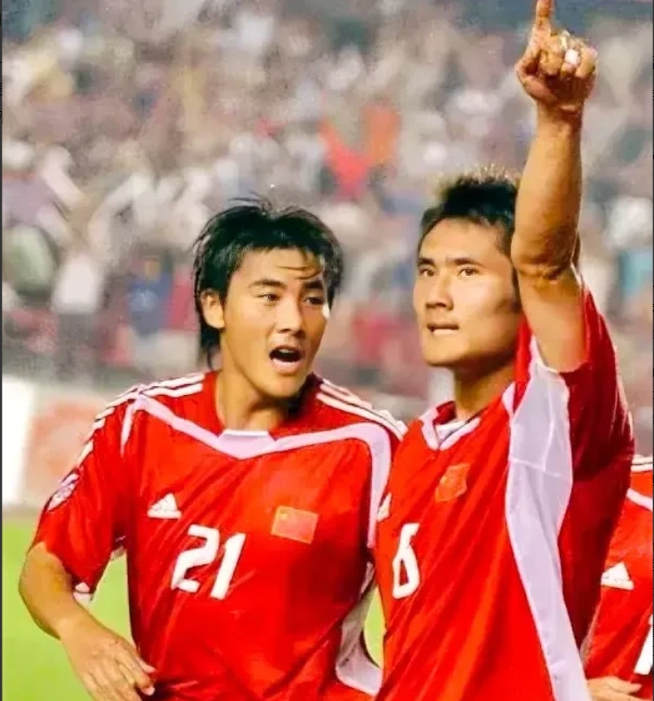 关于精彩绝伦！国足豪取胜利一飞冲天的信息