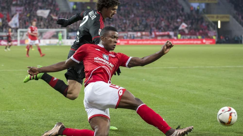 佛罗伦萨签下美因茨新援,强化球队中场实力的简单介绍 佛罗伦萨签下美因茨新援,强化球队中场实力的简单介绍