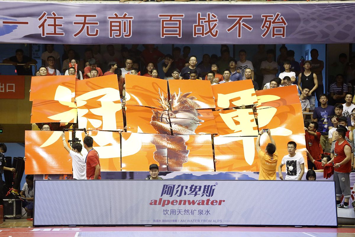 训练营硝烟弥漫,球队精益求精备战比赛的简单介绍 训练营硝烟弥漫,球队精益求精备战比赛的简单介绍