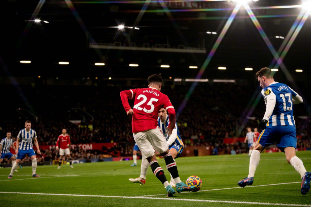 利兹联新援首秀破门,帮助球队取得胜利的简单介绍 利兹联新援首秀破门,帮助球队取得胜利的简单介绍