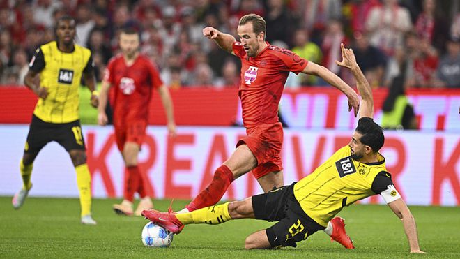 关于拜仁慕尼黑队再次取胜,领跑积分榜的信息 关于拜仁慕尼黑队再次取胜,领跑积分榜的信息