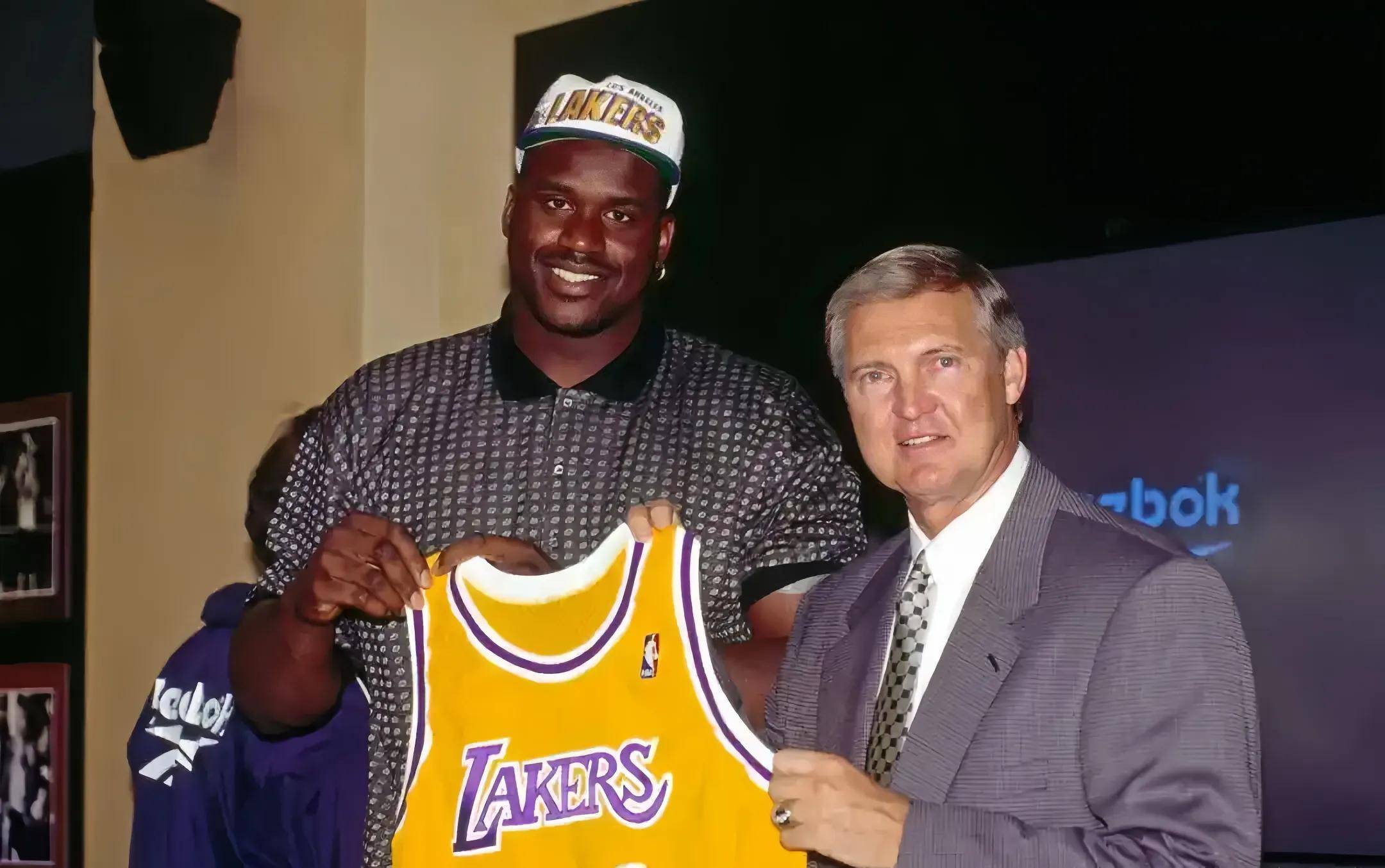 包含黄蜂队主席奥尼尔进军全明星周末的词条 包含黄蜂队主席奥尼尔进军全明星周末的词条