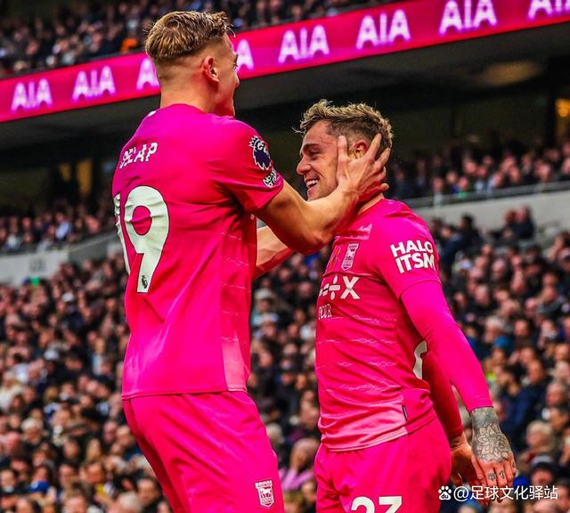 关于诺里奇客场不敌阿斯顿维拉,遗憾告负的信息 关于诺里奇客场不敌阿斯顿维拉,遗憾告负的信息