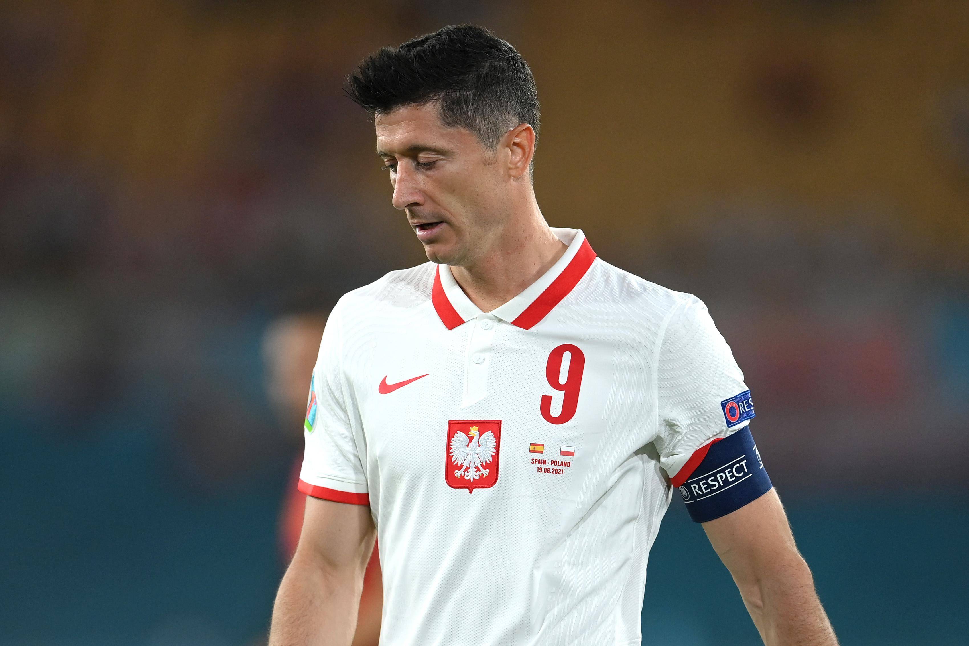 关于国内足球比赛再掀高潮，球队层出不穷实力悬殊的信息