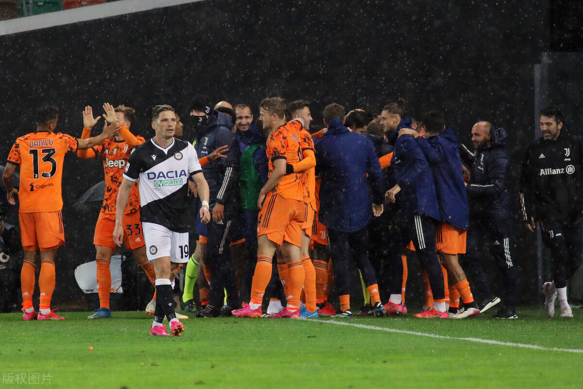 半决赛球队的表现和反思让人动容 半决赛球队的表现和反思让人动容