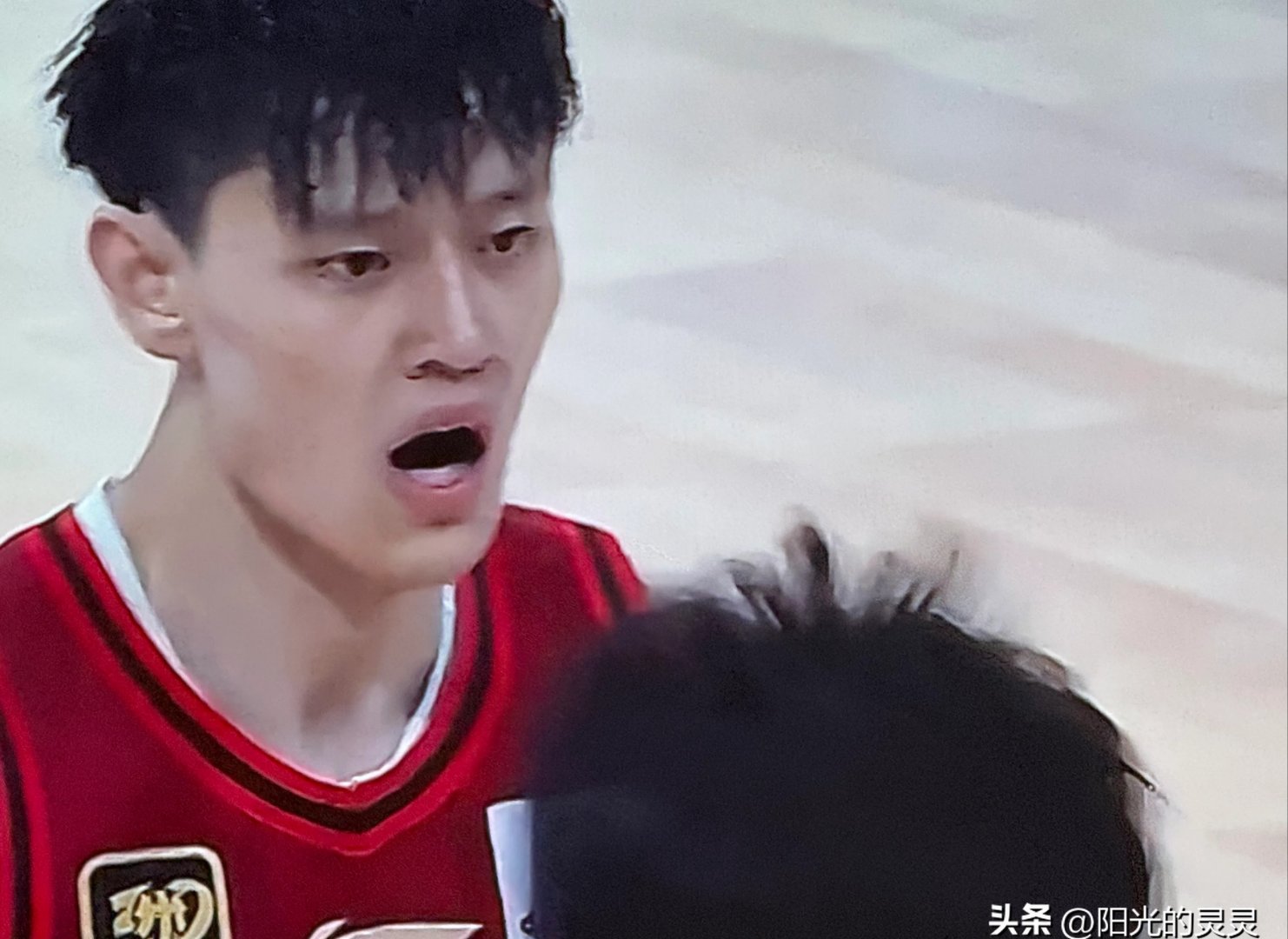 比赛中各队球员实力均衡,胜负悬念 比赛中各队球员实力均衡,胜负悬念