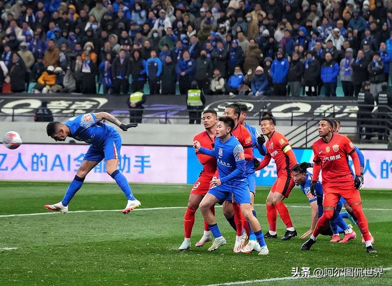 比赛中各队球员实力均衡,胜负悬念 比赛中各队球员实力均衡,胜负悬念