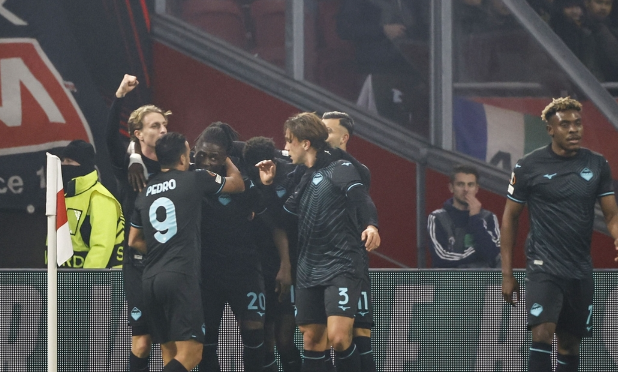 关于阿贾克斯实力受挫,欧冠赛场再次受阻的信息 关于阿贾克斯实力受挫,欧冠赛场再次受阻的信息