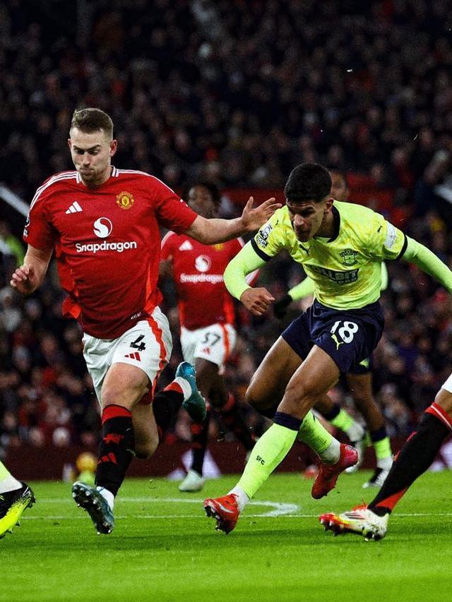 曼联紧追不舍,出线形势踯躅不前 曼联紧追不舍,出线形势踯躅不前