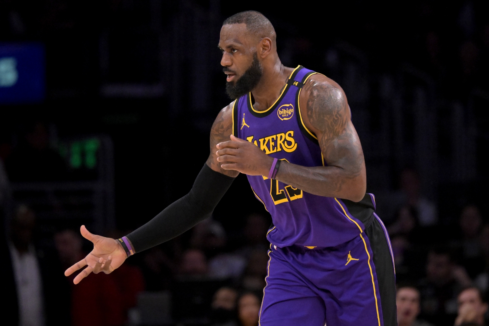 快船客场不敌国王,莱昂纳德表现低迷导致失分的简单介绍 快船客场不敌国王,莱昂纳德表现低迷导致失分的简单介绍