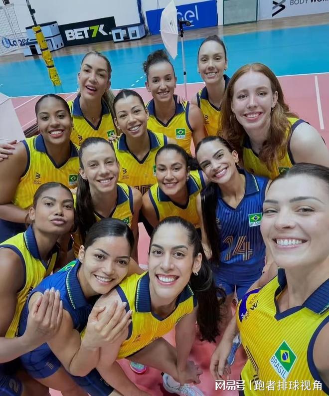 巴西运动员在排球比赛中再次取得胜利 巴西运动员在排球比赛中再次取得胜利