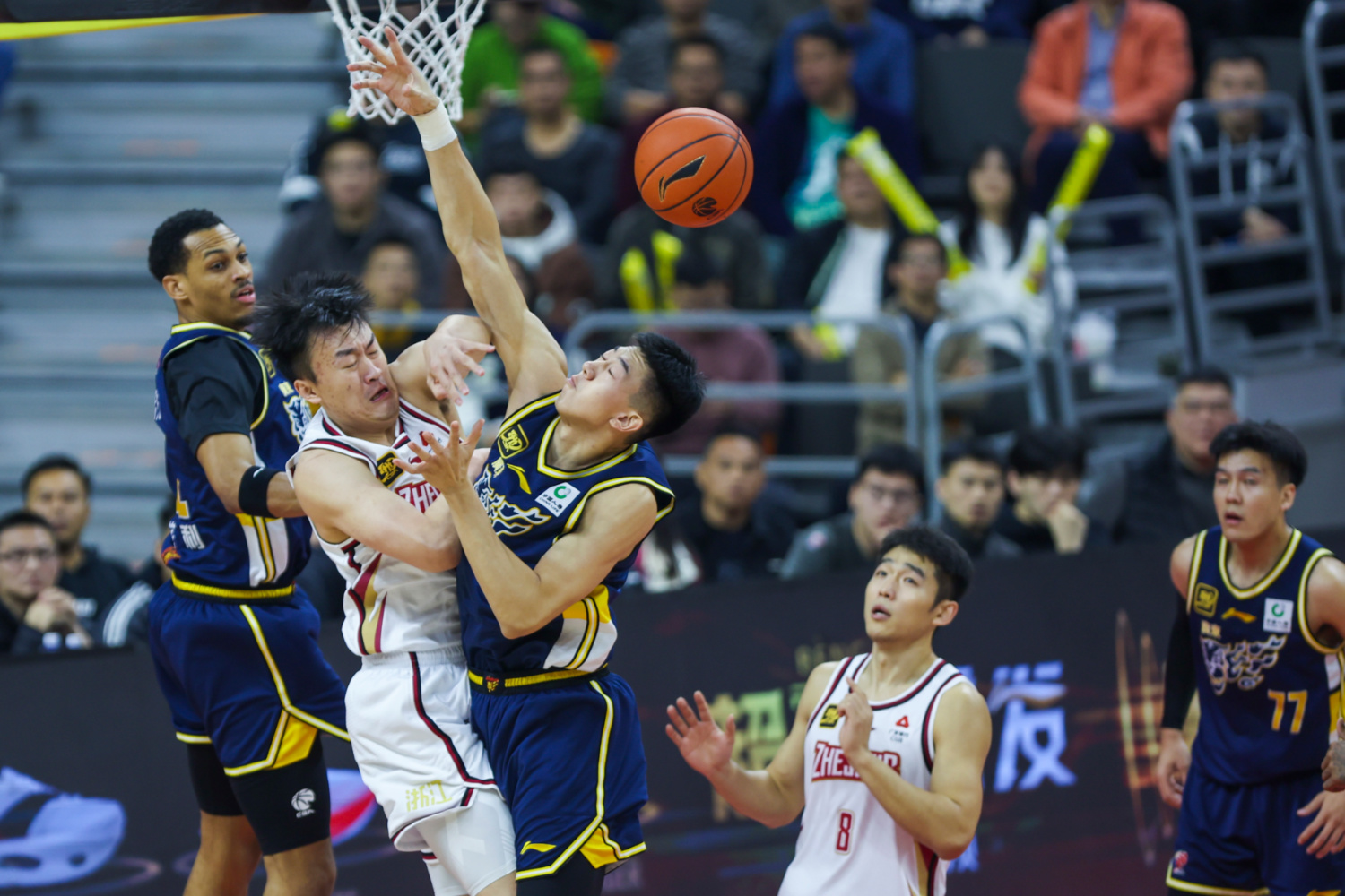 关于浙江队在对阵河南队的比赛中掌握主动,稳居前八的信息 关于浙江队在对阵河南队的比赛中掌握主动,稳居前八的信息