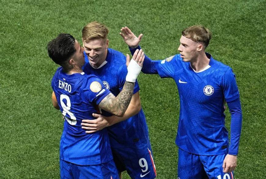 精英球星接连破门，队伍士气高昂！的简单介绍