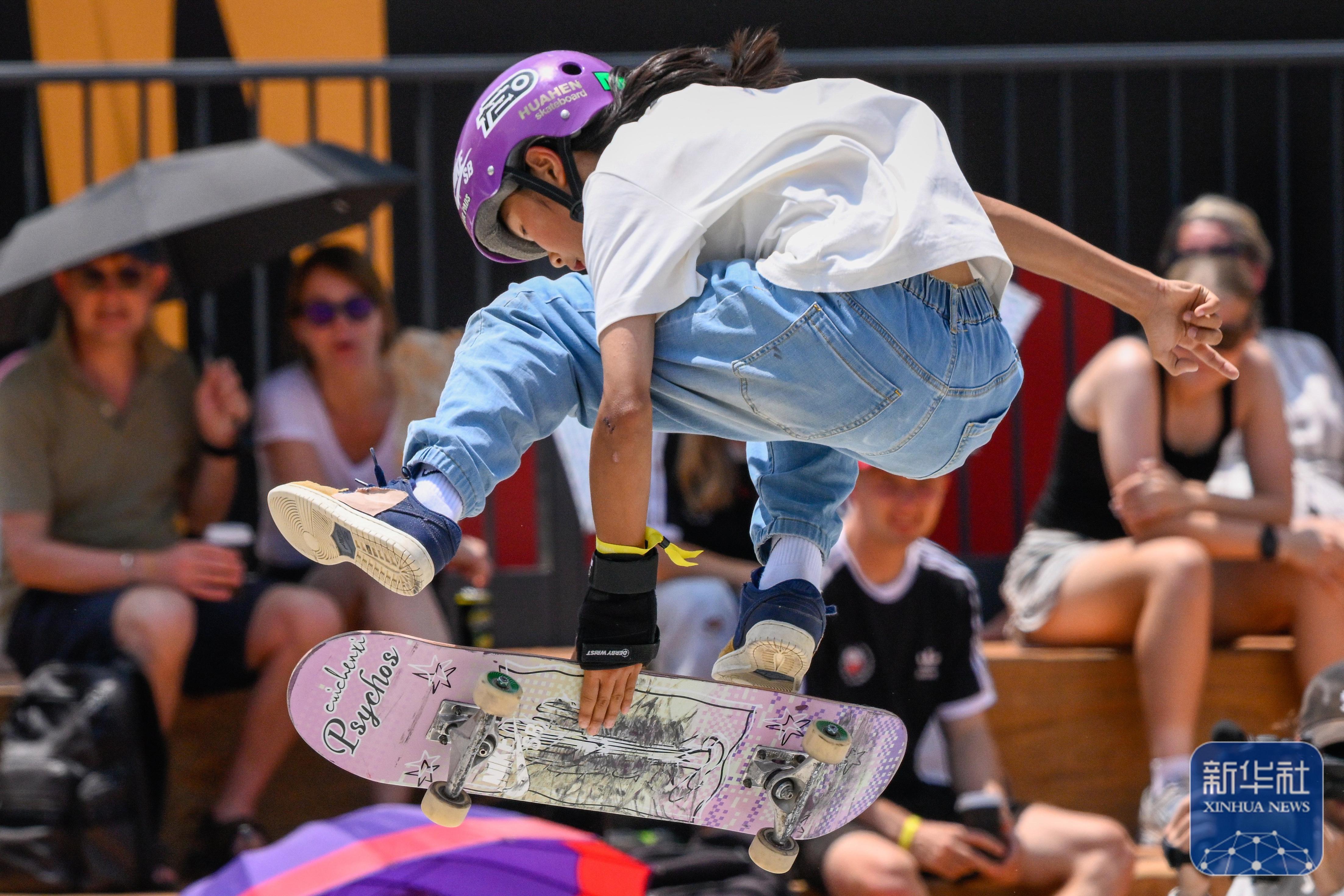 奥地利国家队在激烈比赛中晋级半决赛 奥地利国家队在激烈比赛中晋级半决赛