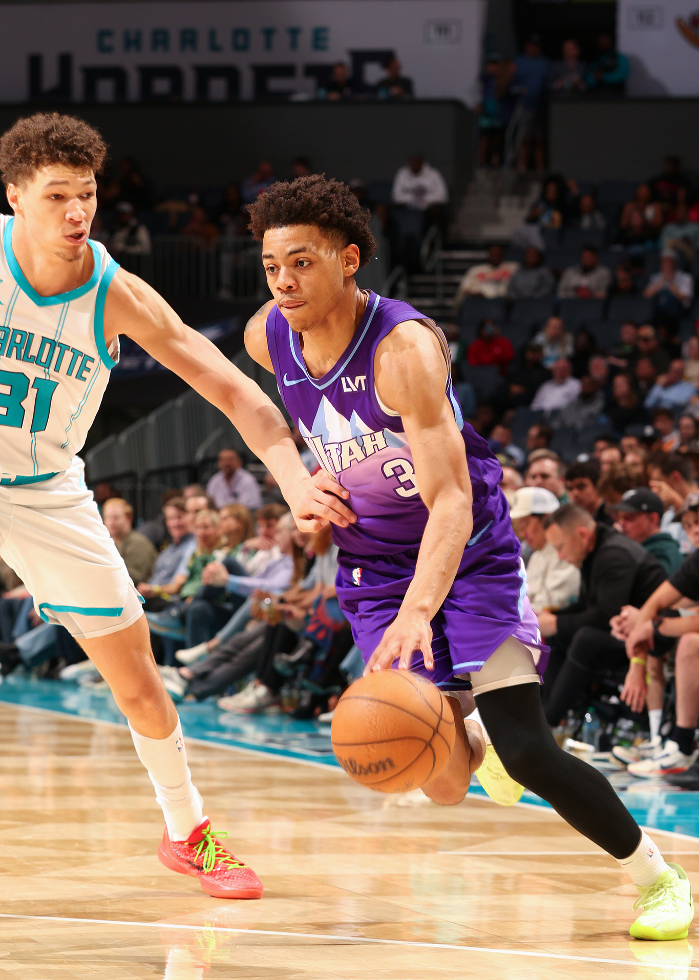 爵士深夜失利,高效球员仍表现抢眼的简单介绍 爵士深夜失利,高效球员仍表现抢眼的简单介绍