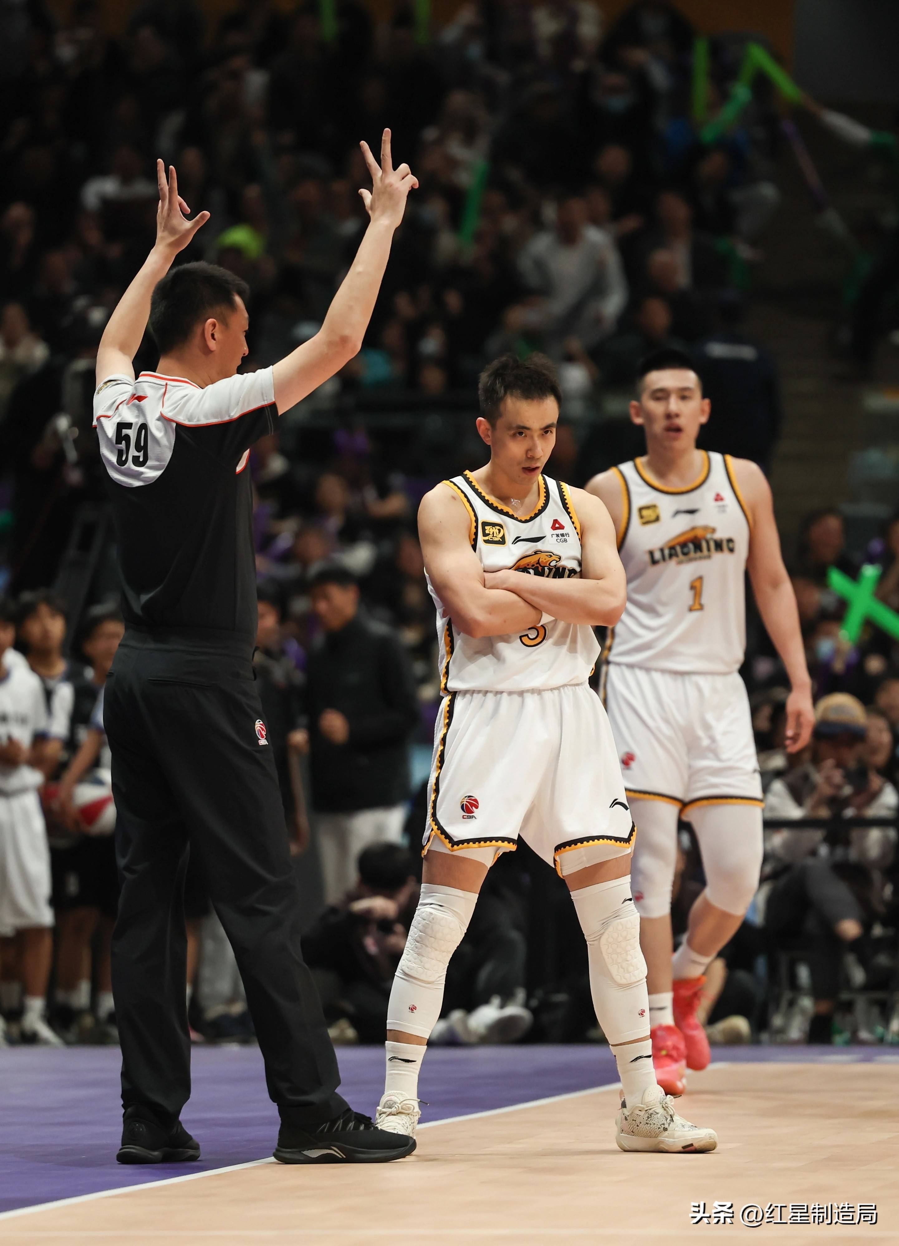 新疆男篮取得连胜,稳居积分榜前列的简单介绍 新疆男篮取得连胜,稳居积分榜前列的简单介绍