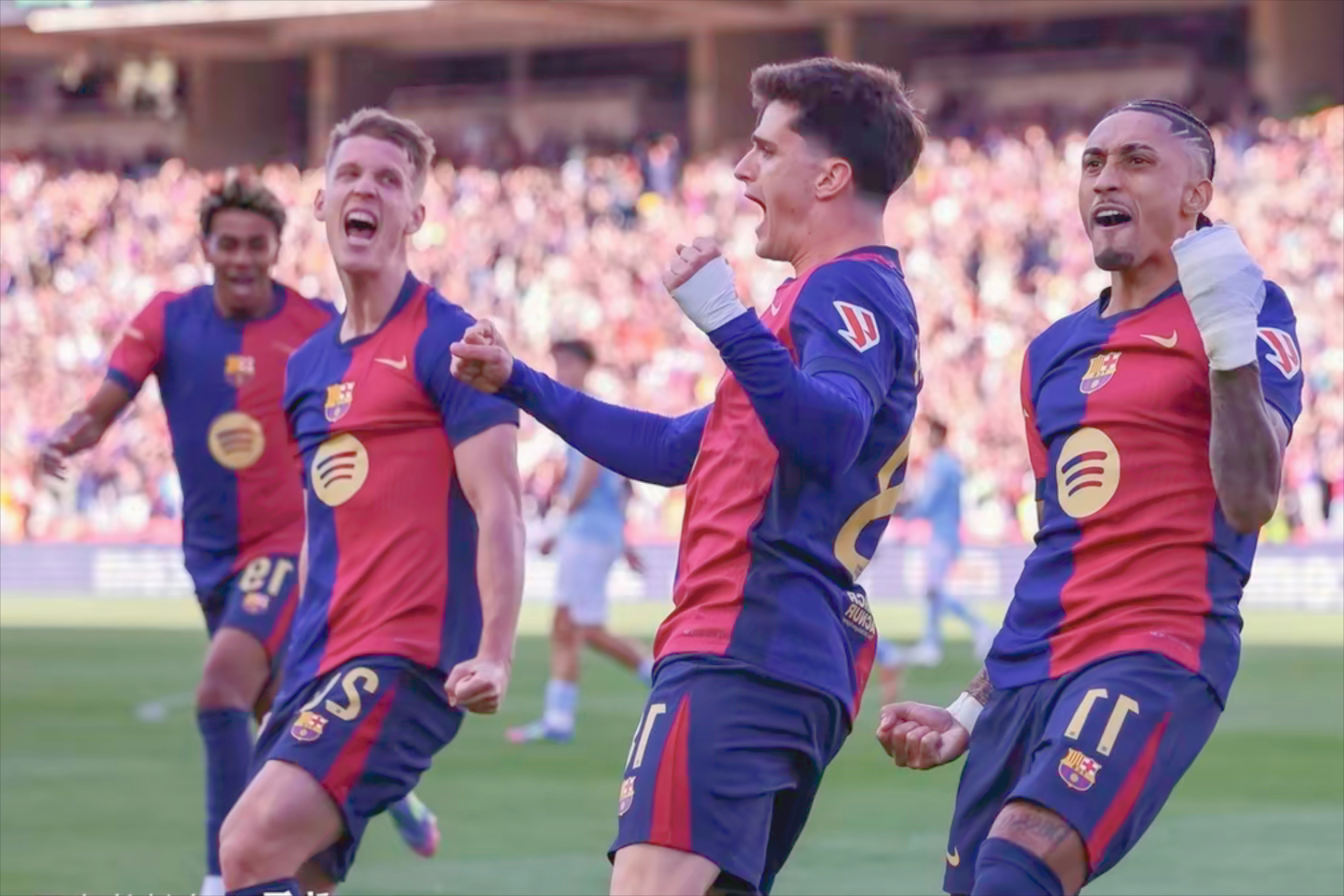 关于国足轻取巴萨,莱万帽子戏法中超的信息 关于国足轻取巴萨,莱万帽子戏法中超的信息