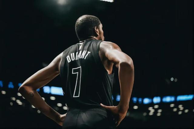 篮网客场奋力拼杀，最终赢得比赛的胜利