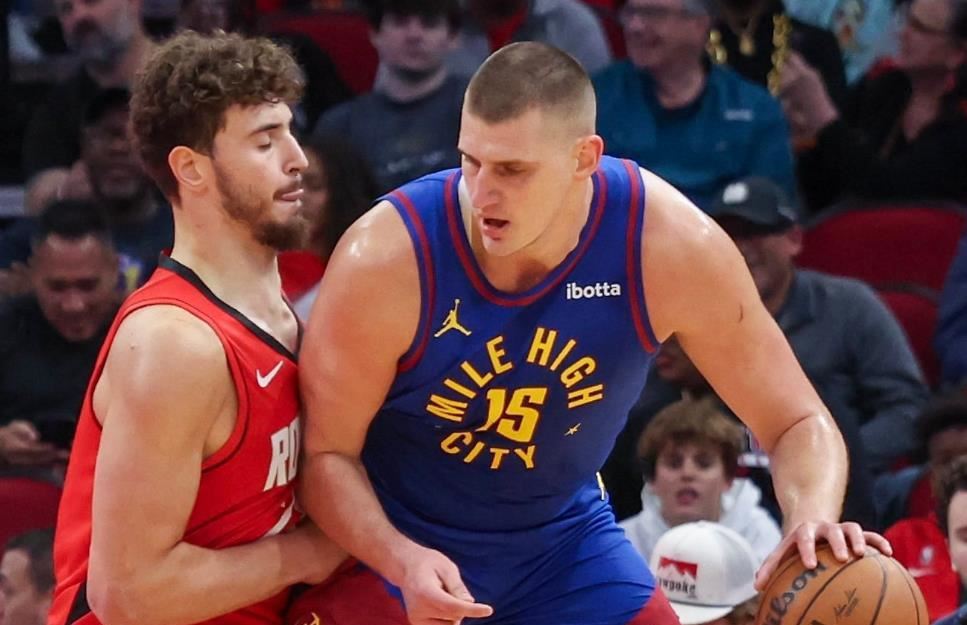 关于亚琛主场比赛庆典热情高昂气氛热烈的信息