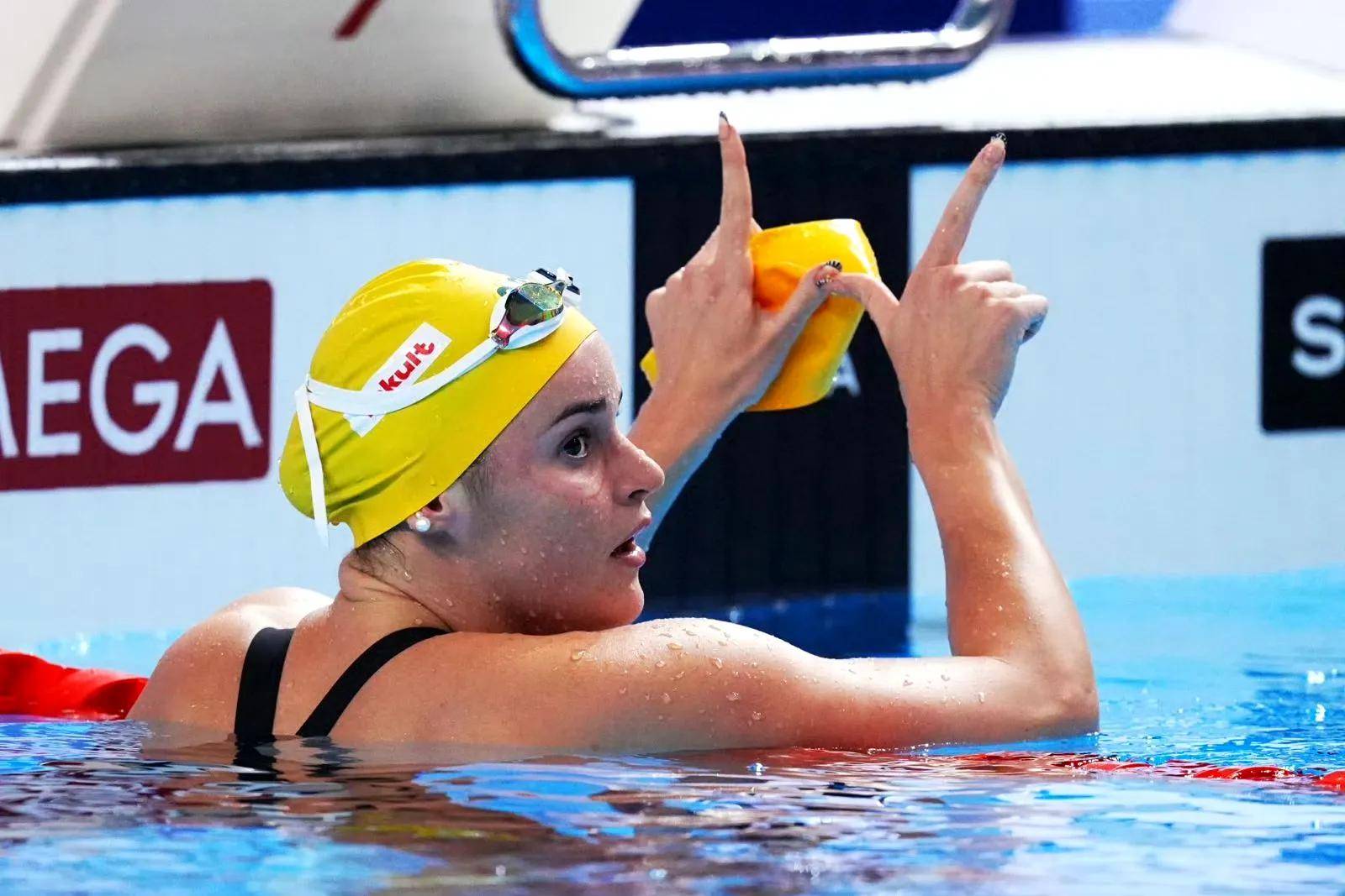 俄罗斯选手创造新纪录,夺得游泳金牌 俄罗斯选手创造新纪录,夺得游泳金牌