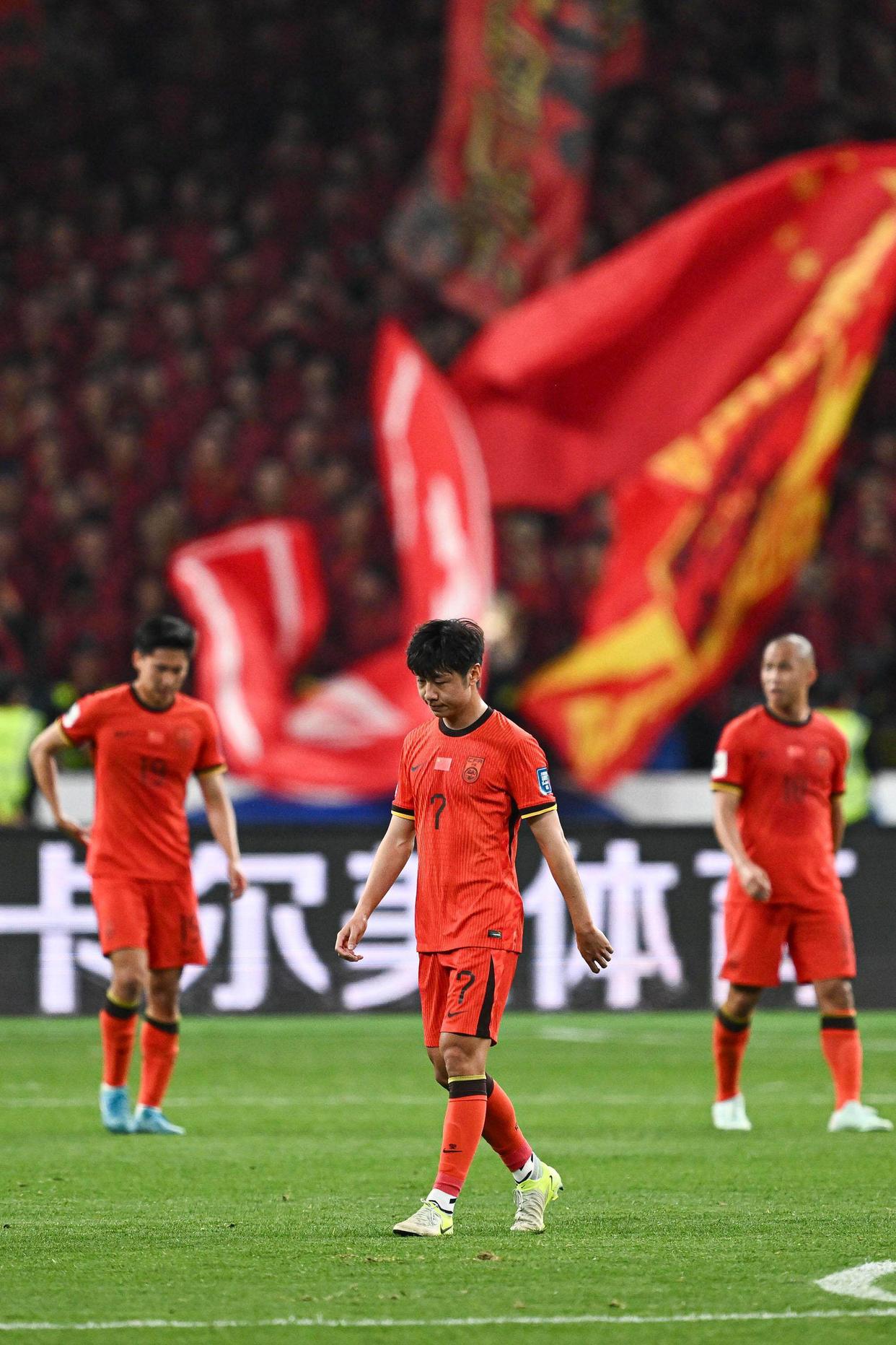 刚刚焦点:国足击败,关键一战 刚刚焦点:国足击败,关键一战