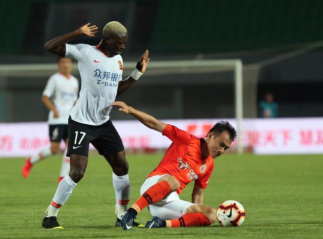 北京人和客战武汉卓尔,谁能取得三分? 北京人和客战武汉卓尔,谁能取得三分?