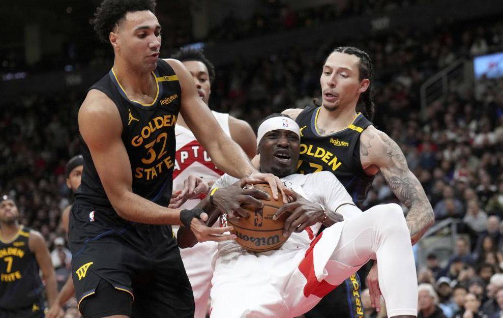 猛龙不敌勇士,战绩下滑至第四 猛龙不敌勇士,战绩下滑至第四