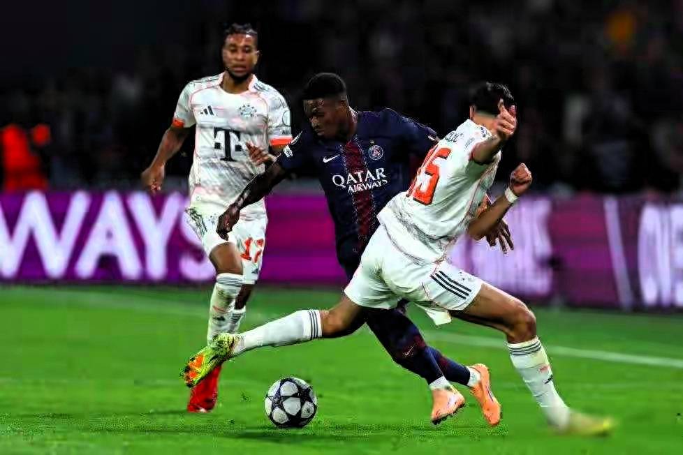 巴黎横扫哥伦比亚，阿什拉夫点燃赛场