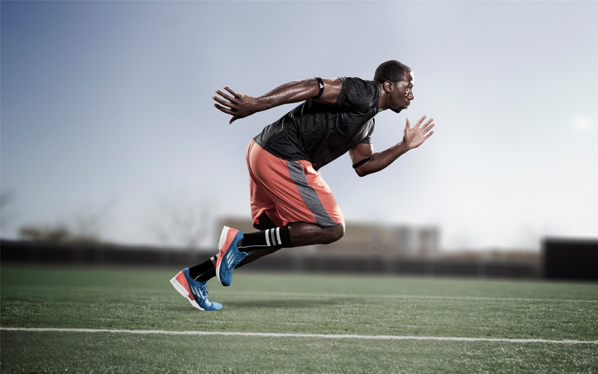 伊拉克制霸卡塔尔，本泽马化身沙漠之钥开启胜利之门